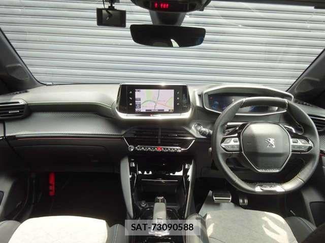 Peugeot 208 2020-10 7788155-13
