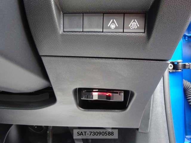 Peugeot 208 2020-10 7788155-16