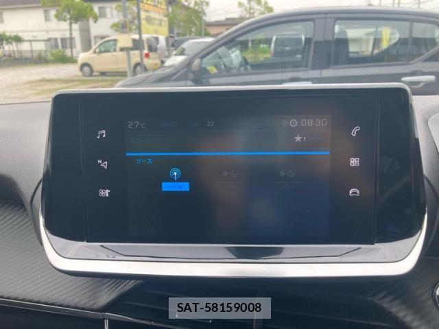 Peugeot 208 2021-06 7878739-23