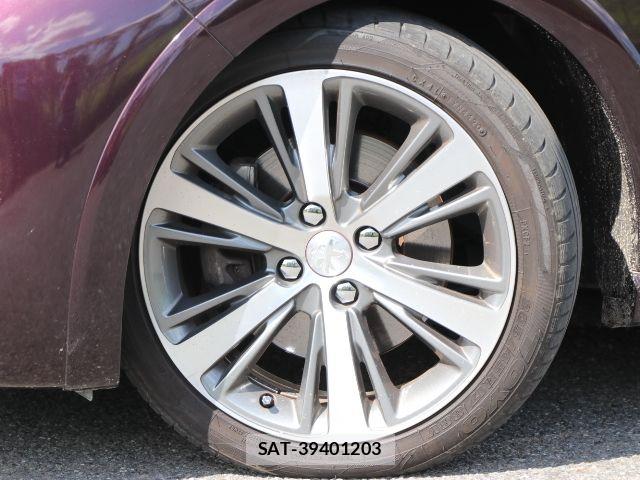 Peugeot 208 2014-05 7980552-15