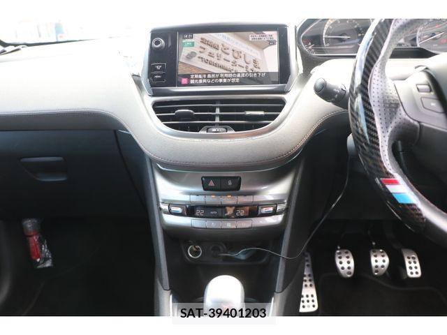 Peugeot 208 2014-05 7980552-4