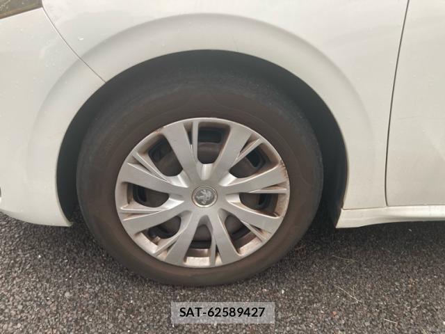 Peugeot 208 2017-07 8037571-6