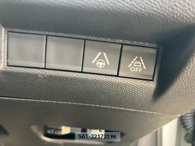 Peugeot 208 2022-09 8037567-17