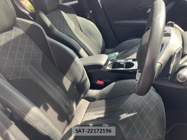 Peugeot 208 2022-09 8037567-5