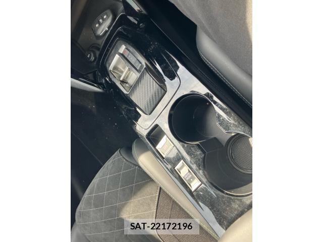 Peugeot 208 2022-09 8037567-8