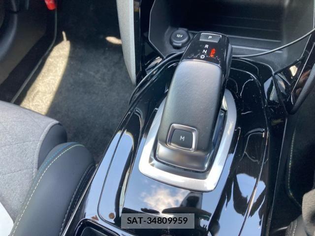 Peugeot 208 2020-10 8037568-16