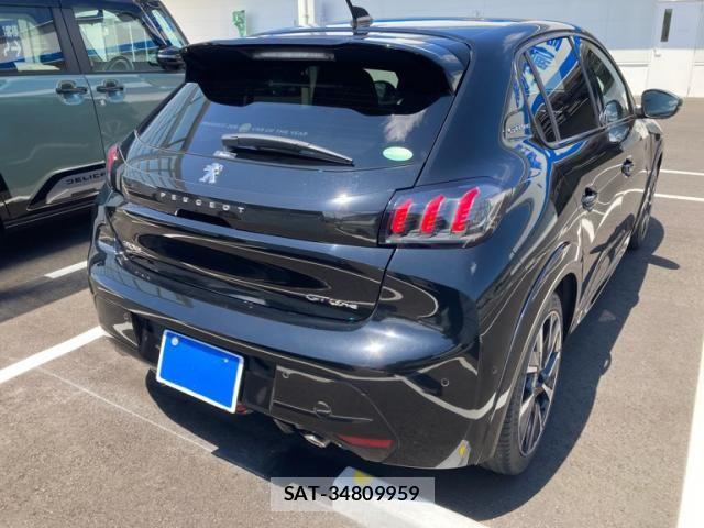 Peugeot 208 2020-10 8037568-2