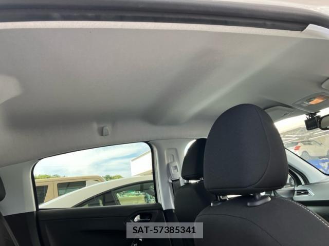 Peugeot 208 2019-03 8037573-17