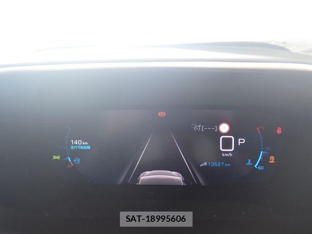 Peugeot 208 2022-06 8075102-11