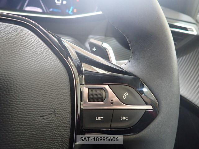 Peugeot 208 2022-06 8075102-18