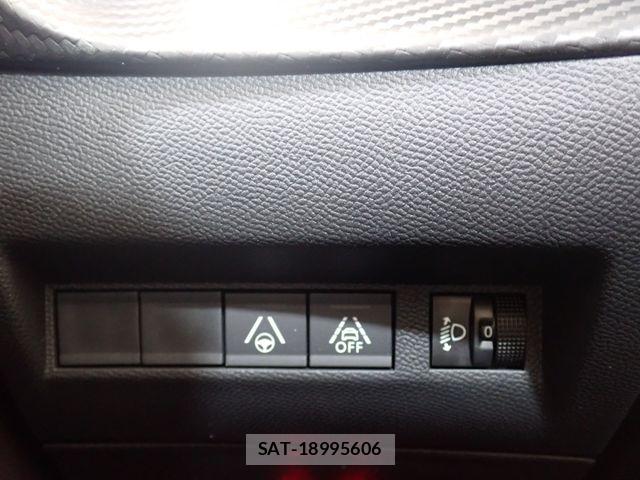 Peugeot 208 2022-06 8075102-19