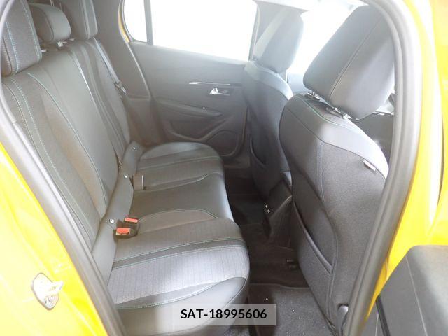 Peugeot 208 2022-06 8075102-22