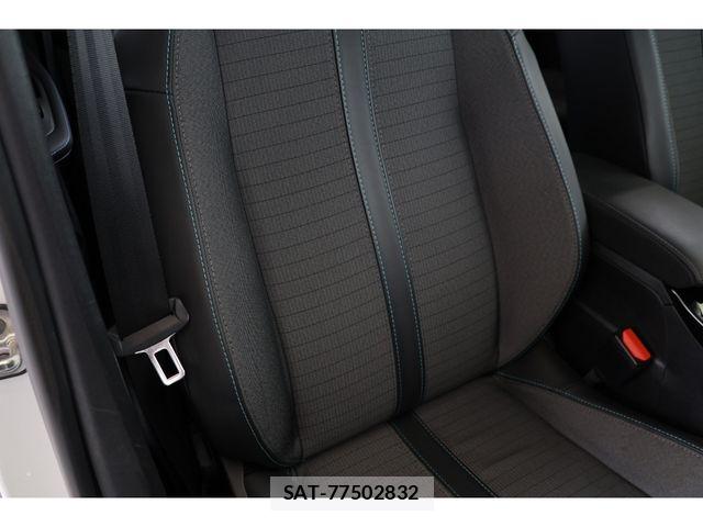 Peugeot 208 2021-09 8101176-25
