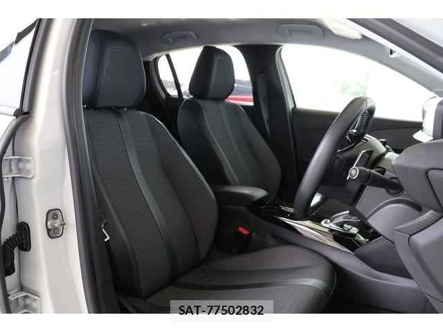 Peugeot 208 2021-09 8101176-8