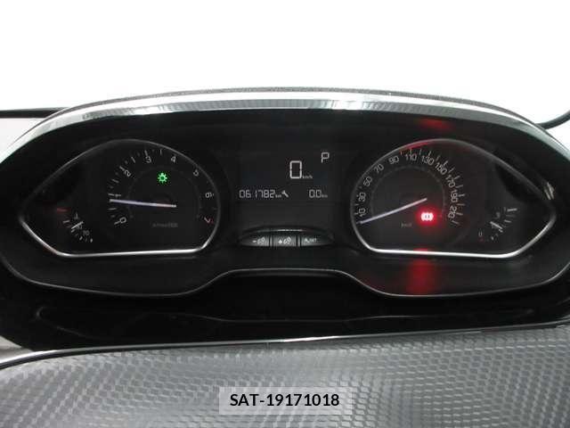 Peugeot 208 2016-12 8146408-13