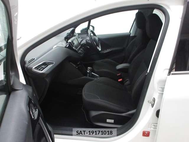 Peugeot 208 2016-12 8146408-19