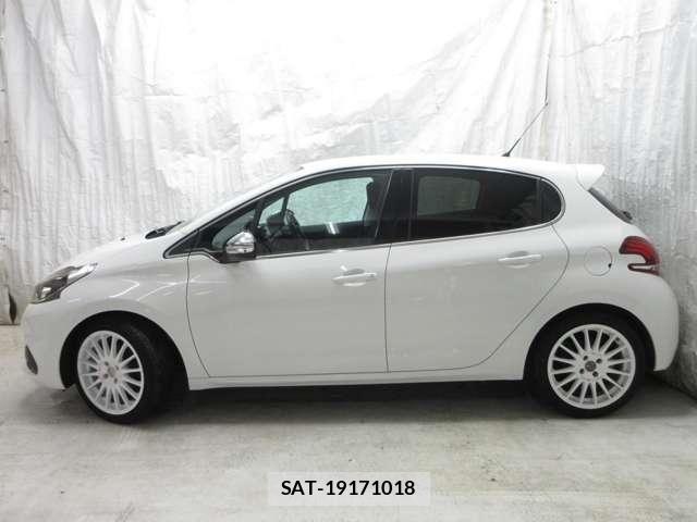 Peugeot 208 2016-12 8146408-3