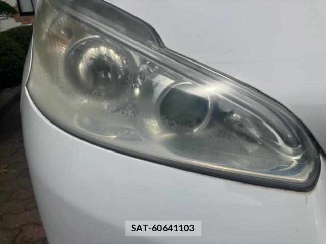 Peugeot 208 2015-07 8146411-10