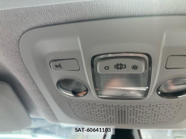 Peugeot 208 2015-07 8146411-24