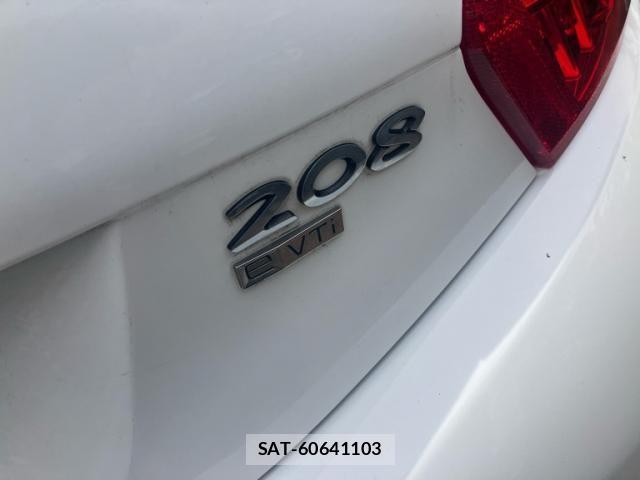 Peugeot 208 2015-07 8146411-28