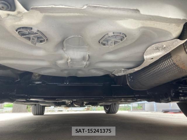 Peugeot 208 2017-06 8146410-11