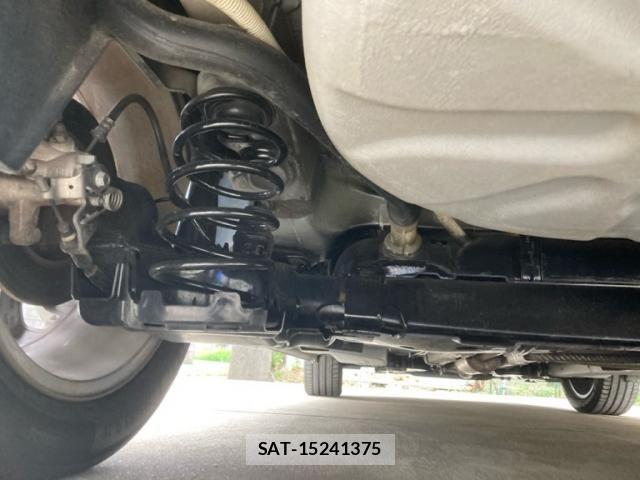 Peugeot 208 2017-06 8146410-12