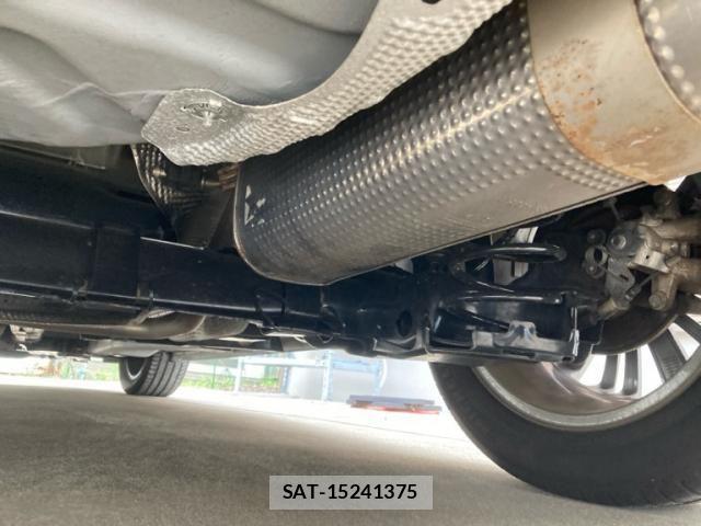 Peugeot 208 2017-06 8146410-13