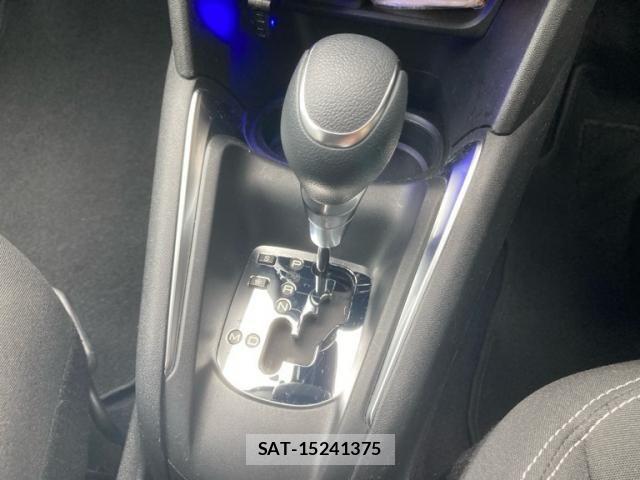 Peugeot 208 2017-06 8146410-23