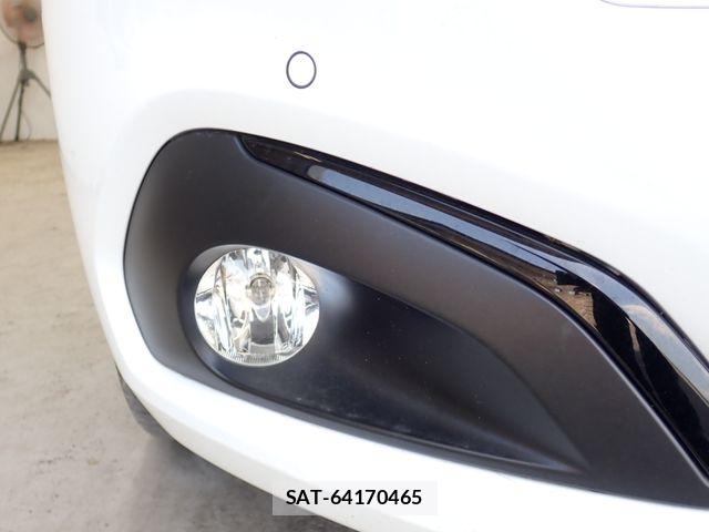 Peugeot 208 2019-08 8159004-9