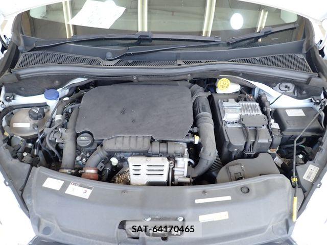 Peugeot 208 2019-08 8159004-24