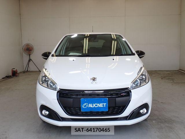 Peugeot 208 2019-08 8159004-5