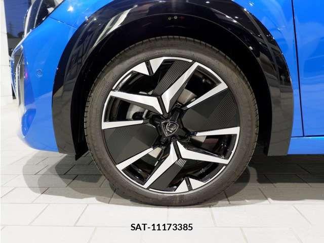 Peugeot 208 2026-03 8209506-12