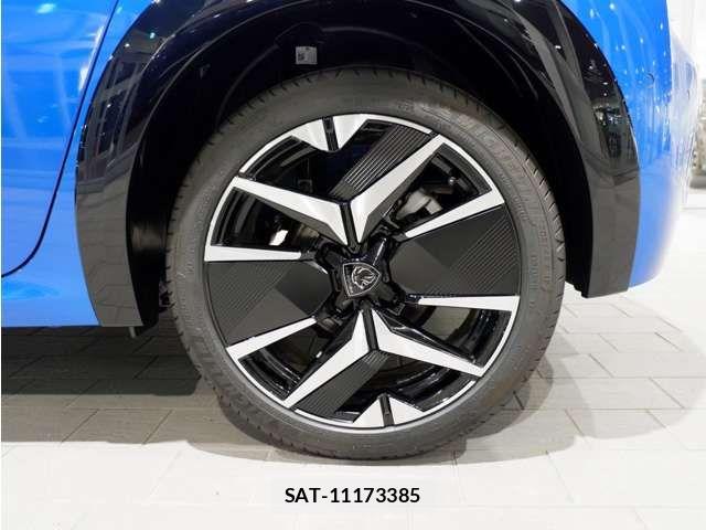 Peugeot 208 2026-03 8209506-13