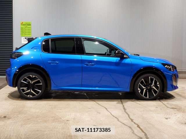 Peugeot 208 2026-03 8209506-5
