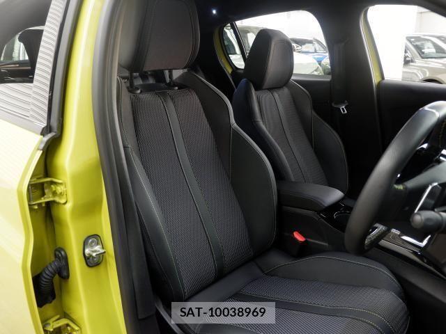 Peugeot 208 2025-12 8209507-5