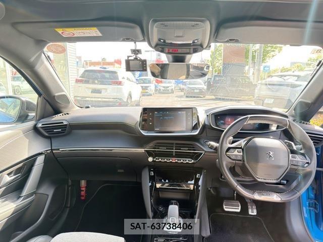 Peugeot 208 2020-08 8209508-11