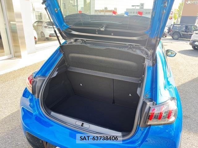 Peugeot 208 2020-08 8209508-18