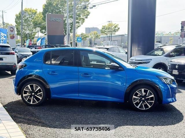 Peugeot 208 2020-08 8209508-3