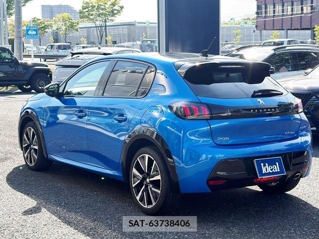 Peugeot 208 2020-08 8209508-6
