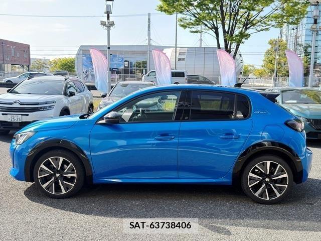 Peugeot 208 2020-08 8209508-7
