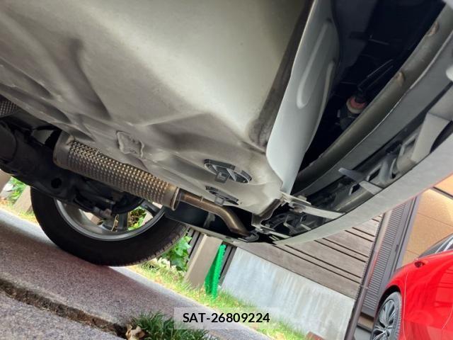 Peugeot 208 2015-07 8231279-9