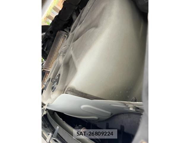 Peugeot 208 2015-07 8231279-10