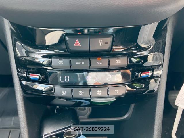Peugeot 208 2015-07 8231279-18
