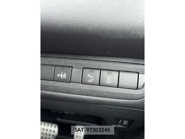 Peugeot 208 2013-12 8231278-20