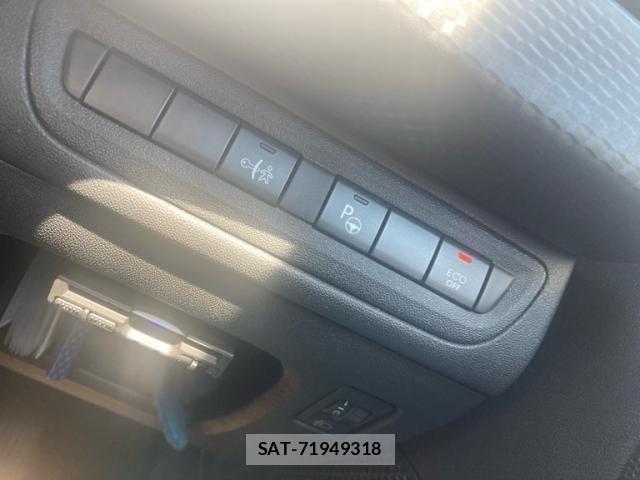 Peugeot 208 2018-08 8231277-11