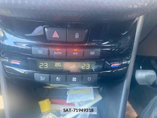 Peugeot 208 2018-08 8231277-15