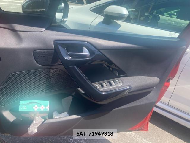 Peugeot 208 2018-08 8231277-16
