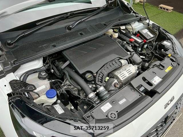 Peugeot 208 2025-02 8246320-13