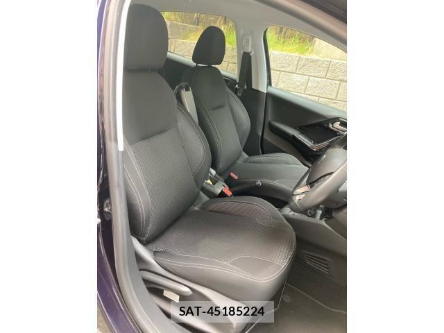 Peugeot 208 2018-12 8316356-15