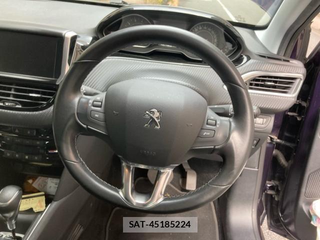 Peugeot 208 2018-12 8316356-17